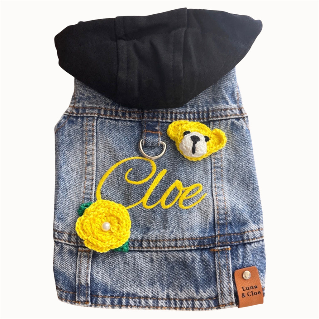 Giacchetto in jeans per cani personalizzato con nome ricamato e fiorellini all’uncinetto!🔥